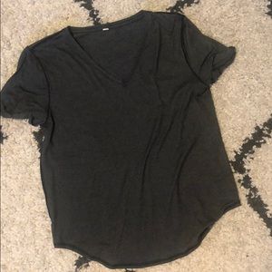 Shorts sleeve grey and gold stripped lulu luxe top